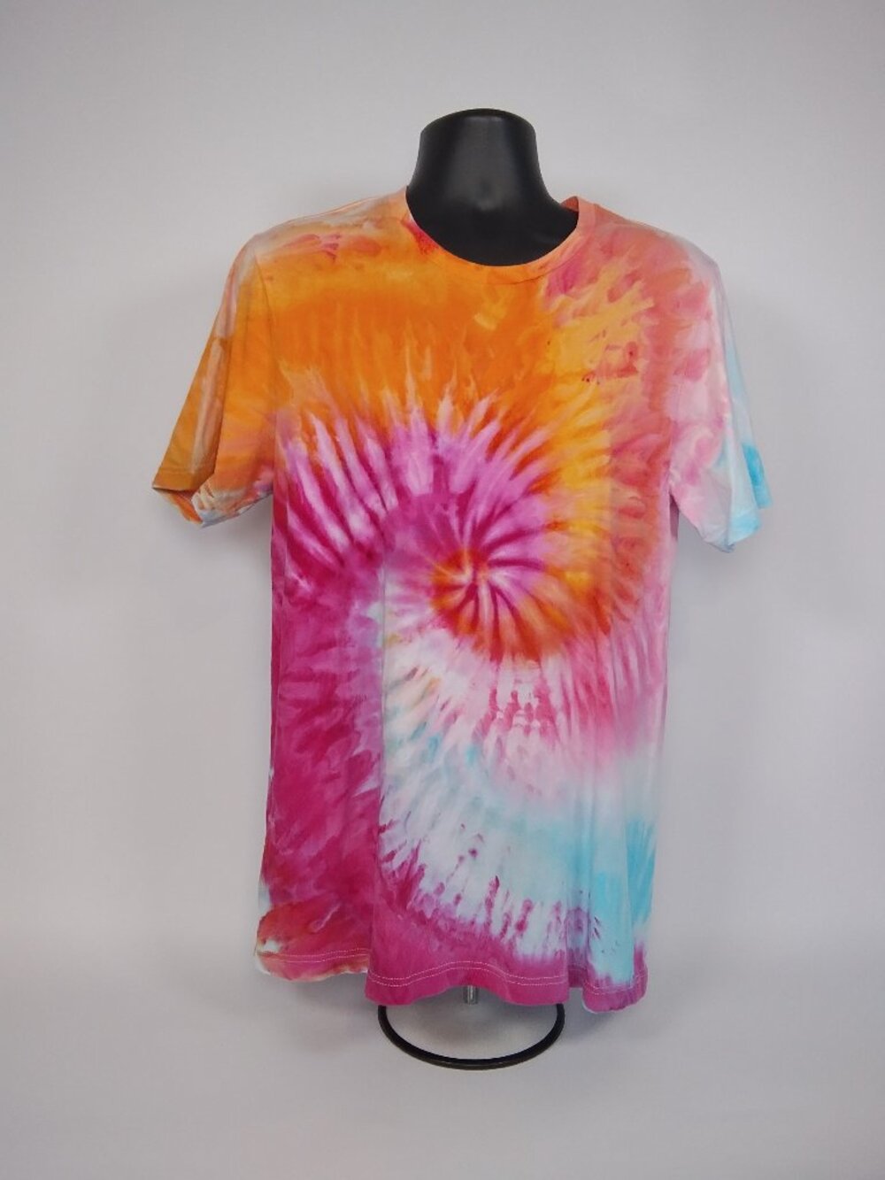 Large Unisex Bella-Canvas 3001C “Spiral” Ice Dyed T-Shirt